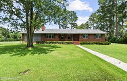 616 N Graham Street, Wallace, NC 28466