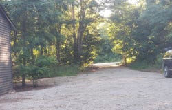 16596 Dixie Hwy Highway, Davisburg, MI 48350