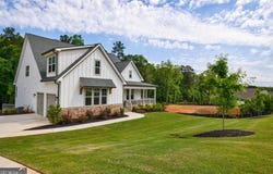 130 Lapis Lake Point, Fayetteville, GA 30215