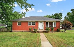 301 Chester Avenue, Waterloo, IL 62298