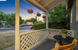 2670 Crescent Dr, Concord, CA 94520