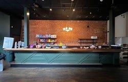 7 S High Street, Belleville, IL 62220