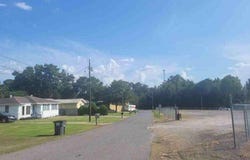 106 Bedford Street, Hueytown, AL 35023
