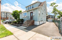 74 Charles Street, Carteret, NJ 07008