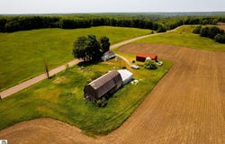 8765 Beckett, Johannesburg, MI 49751
