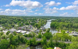 124 River Drive, Milford, MI 48381