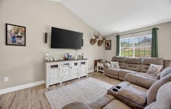 205 Ridgeview Drive, St Robert, MO 65584