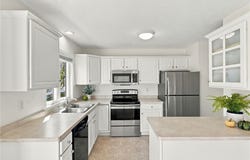 10 Stothard Dr, Hilton, NY 14468