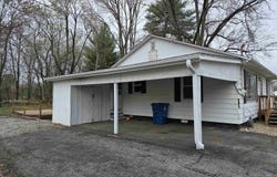 1121 SW 6TH Street, Fairfield, IL 62837