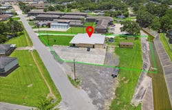 315 Hardy, Nederland, TX 77627