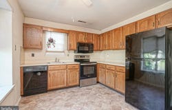 144 LAKEBRIDGE DRIVE, DEPTFORD, NJ 08096