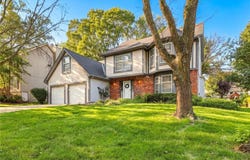 8408 Acuff Lane, Lenexa, KS 66086