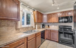 3310 Delna Drive, Sparks, NV 89431