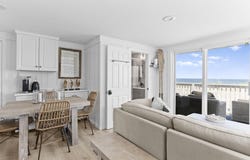 14 Atlantic Avenue, Hampton, NH 03842