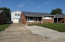129 Taylor Street, Hurricane, WV 25526