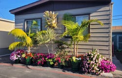 525  Fairfax Dr, Costa Mesa, CA 92627