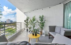 2670 E Sunrise Blvd, Fort Lauderdale, FL 33304