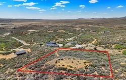975 S Kerasi Court, Dewey-Humboldt, AZ 86327