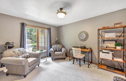 1521 MAPLE HILLS Drive, GREEN BAY, WI 54313