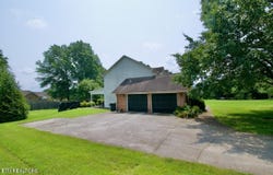 1234 N Wingate Way, Maryville, TN 37803