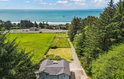 17245 N Highway 101, Smith River, CA 95567