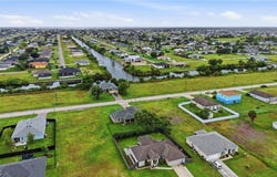 2506 NE 6th Avenue, Cape Coral, FL 33909