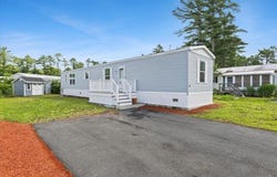 132 Queen Dr, Wareham, MA 02576