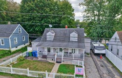 92 Pearl Lake Road, Waterbury, CT 06706