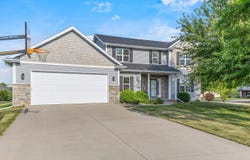 N1726 SHADYBROOK Lane, GREENVILLE, WI 54942