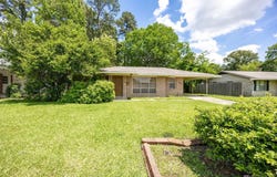 8475 S Parkland Dr, Baton Rouge, LA 70806