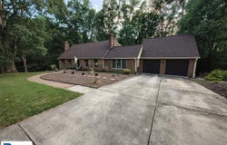 160 GREENCROFT PL, Danville, VA 24541