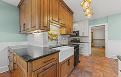 228 N LONDON, ROCKFORD, IL 61107