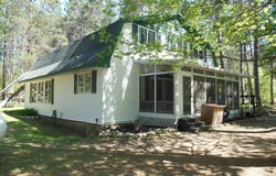 5871 Edith Schneider, Harrison, MI 48625
