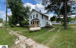 145 Millbrook Road, Blanchard, MI 49310-9604