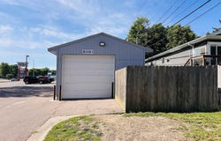 405 W 16TH St, Sioux Falls, SD 57104