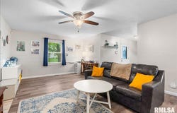 3805 Viking Boulevard, Springfield, IL 62712