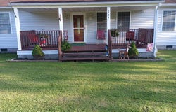 284 Lewis St, Rupert, WV 25984