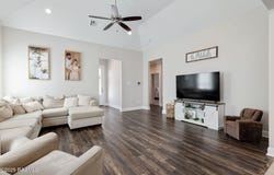 1913 E Jane Street, Abbeville, LA 70510