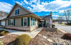823 Wynnshire Drive, Hickory, NC 28601