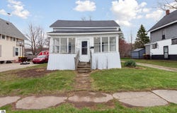724 Bridge Avenue, Alma, MI 48801