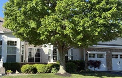 9 Delray Ln, Absecon, NJ 08201