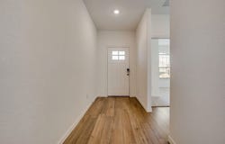 216 Pine Street, Azle, TX 76020