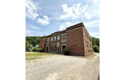 46565 SR 248, Long Bottom, OH 45743