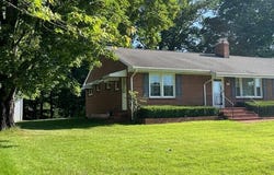 366 HOWARD DR, Salem, VA 24153