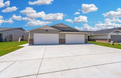 2865 S Cedar Crest Ct, Wichita, KS 67215