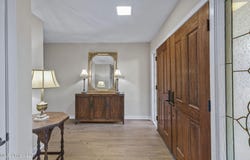 5465 Saratoga Drive, Jackson, MS 39211