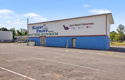 699 W James Lee Boulevard, Crestview, FL 32536