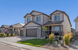 709 Hillspire Dr, Windsor, CO 80550