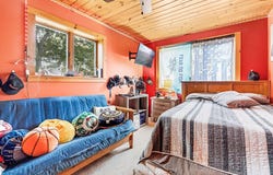 39 Simmons Lane, Friendship, ME 04547