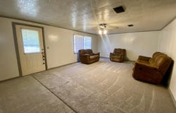 6913 Broadway Street, Grand Ridge, FL 32442